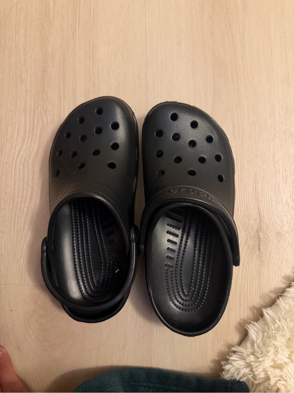 CROCS Classic Clog in Black